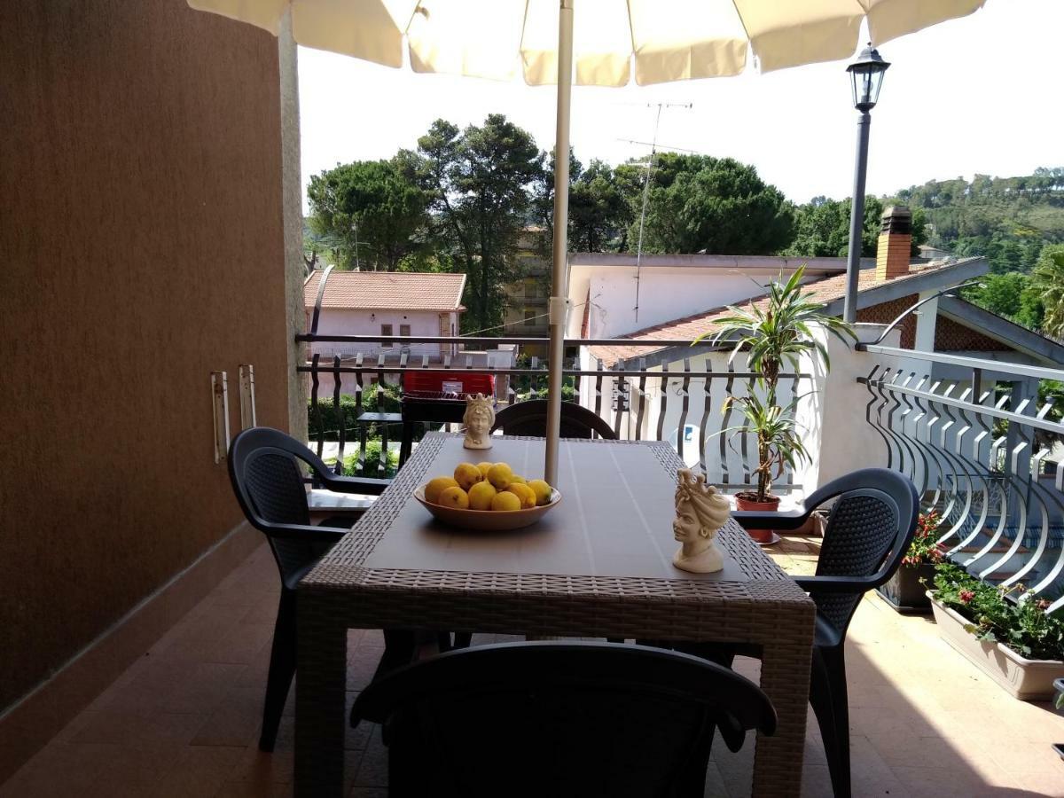La Casa Del Lago Pergusa Lake Home Ngoại thất bức ảnh